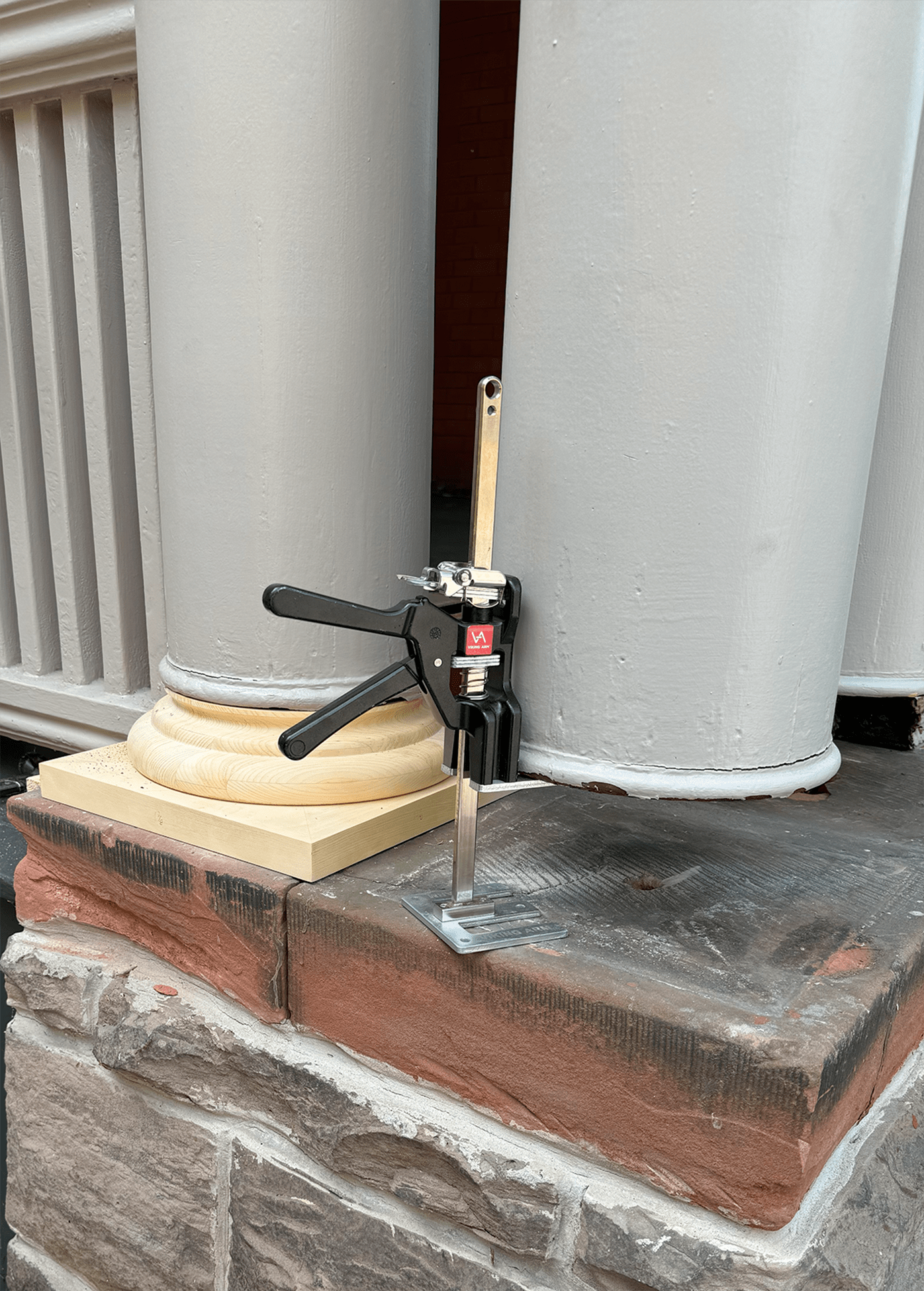 Replacing post fondation
