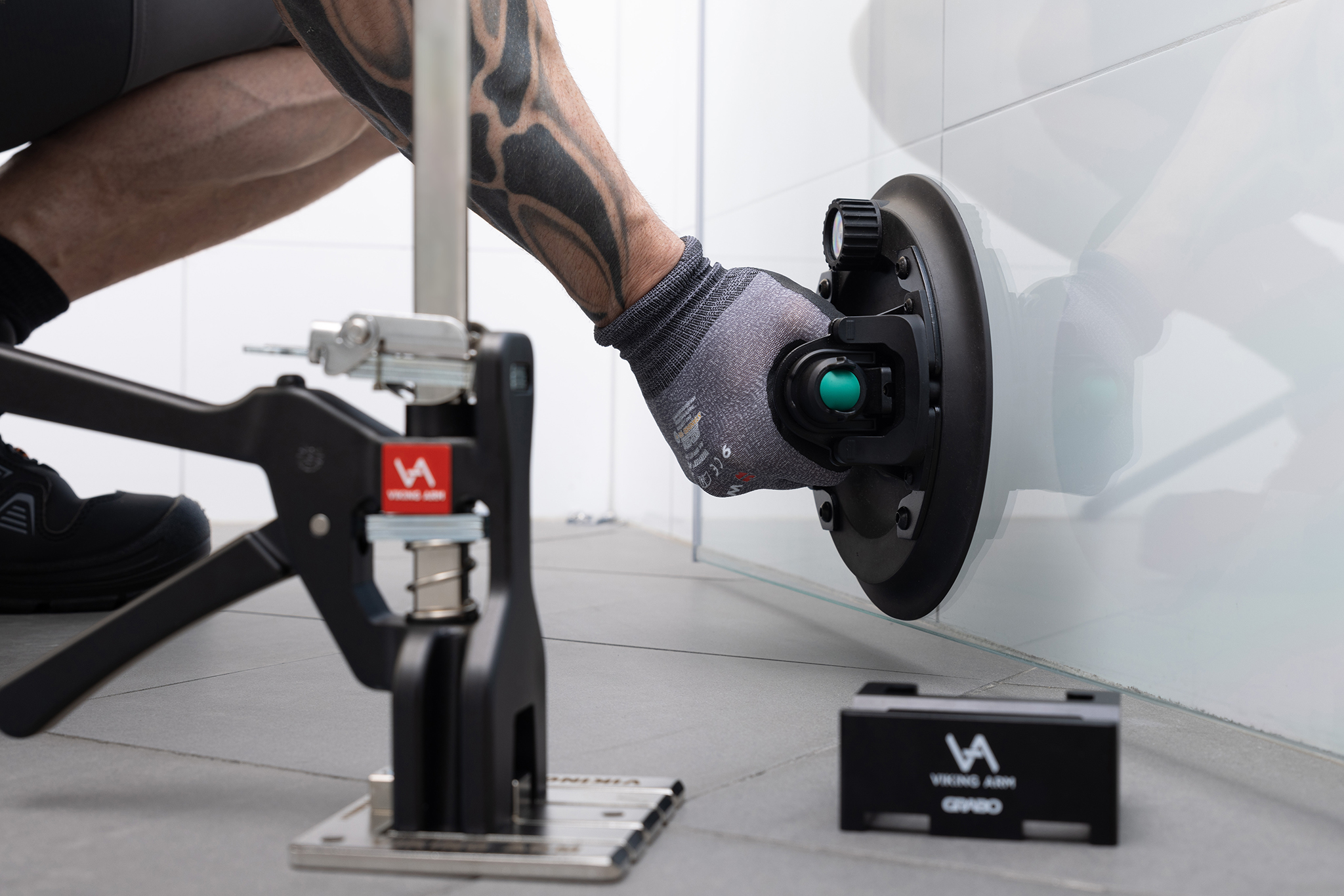 Viking Arm x Grabo